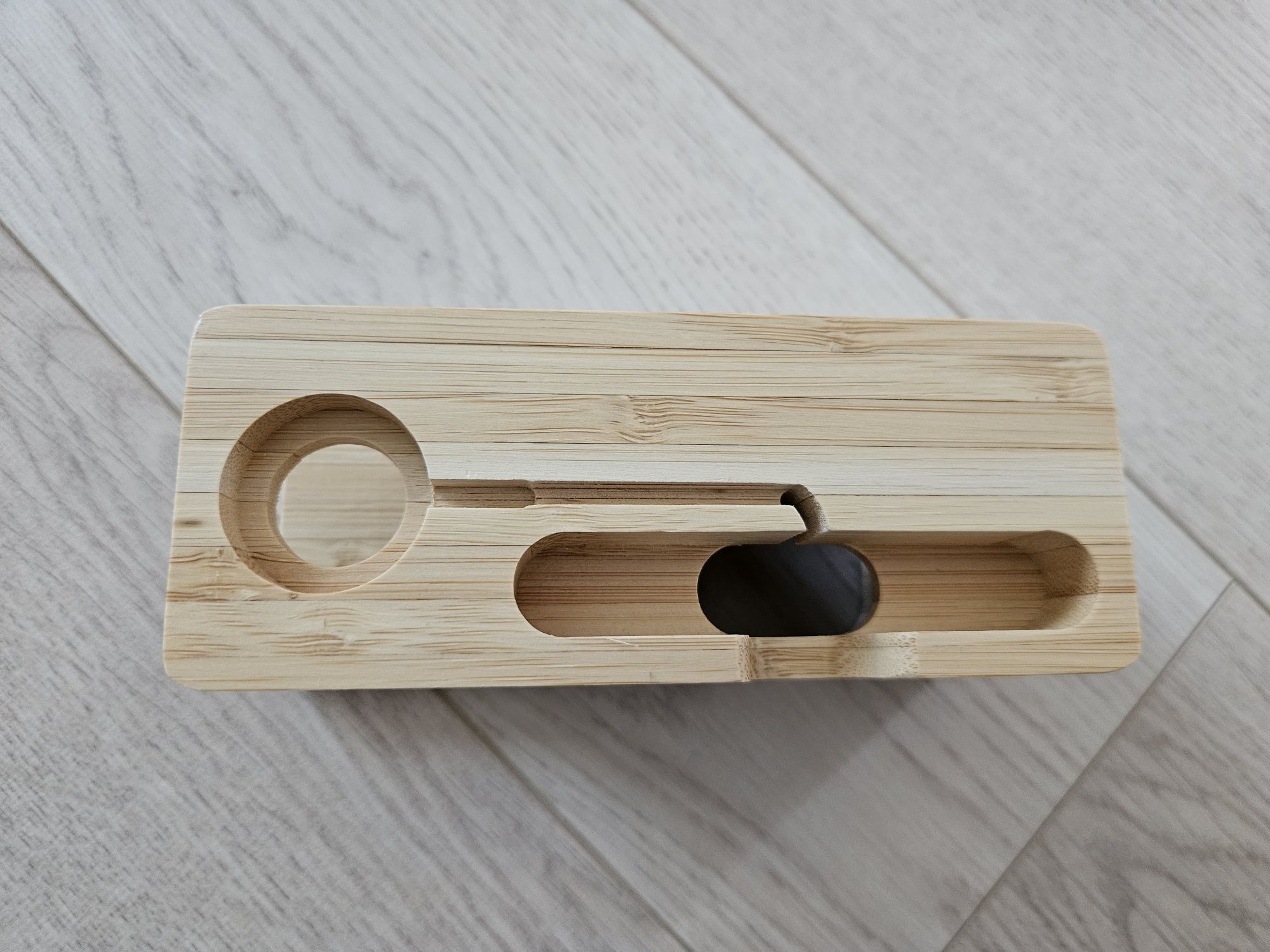 Stand Apple watch si iPhone/Android din bambuns