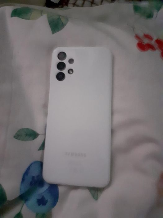Vând samsung  galaxy A 13