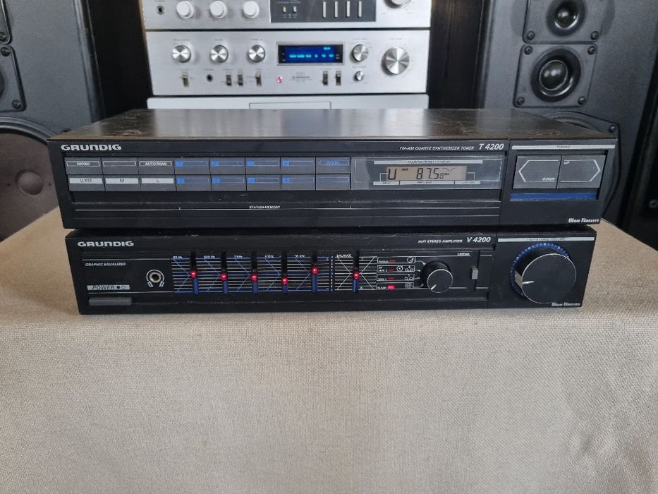 Set Grundig V-4200,T-4200. Perfect functionale.