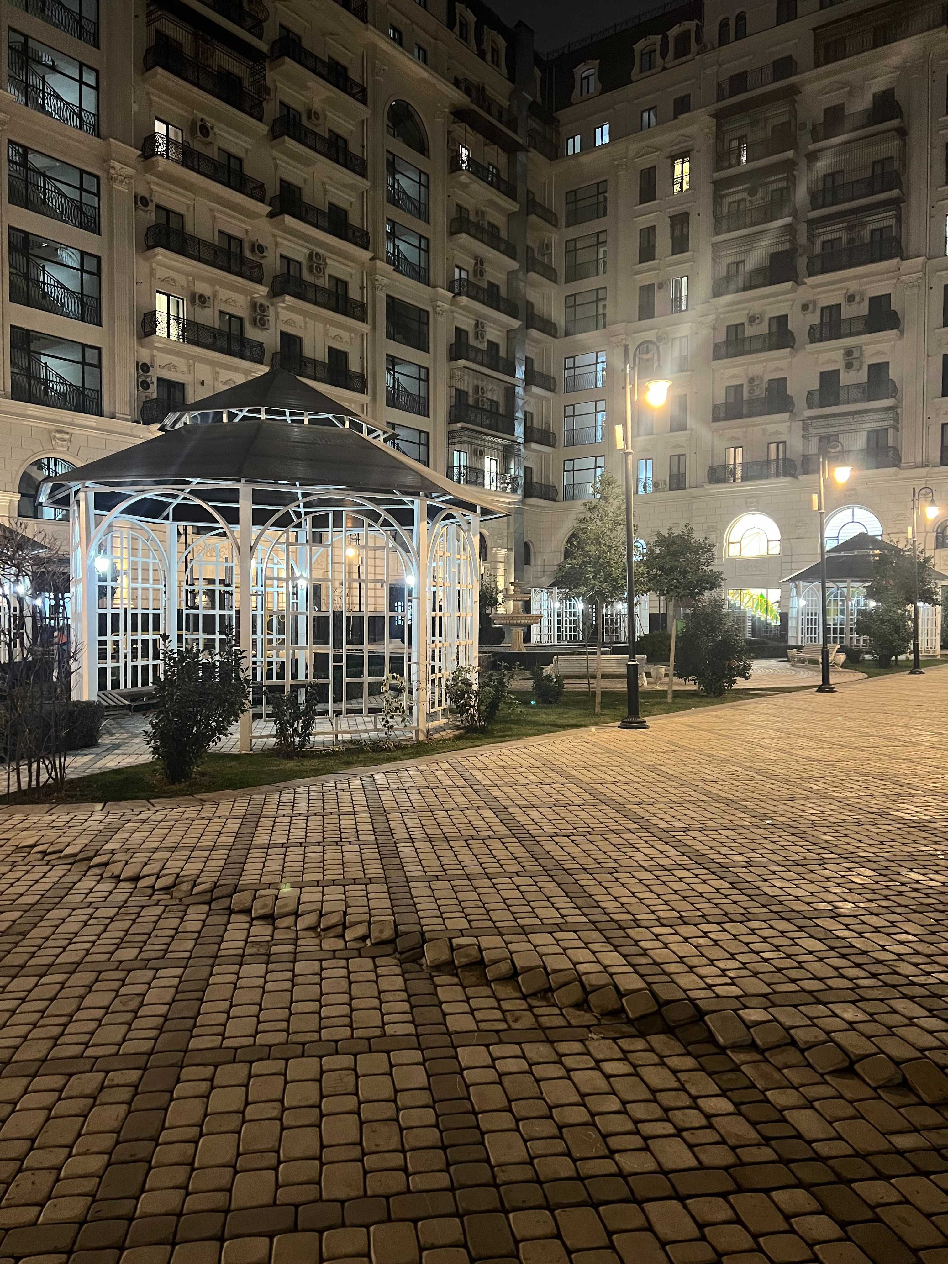 Квартира посуточно рядом с метро | Short Stay Apartment Near Metro