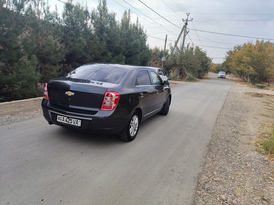 Продаётся автомобиль chevrolet cobalt