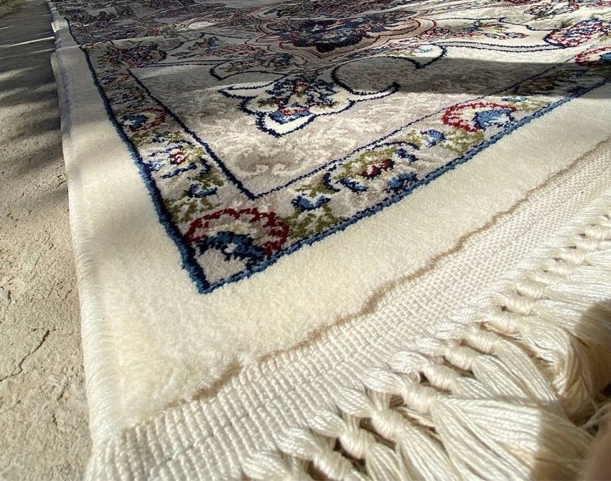 Gilam sotiladi / SAG