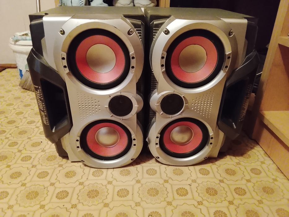 Колонки от музыкального центра