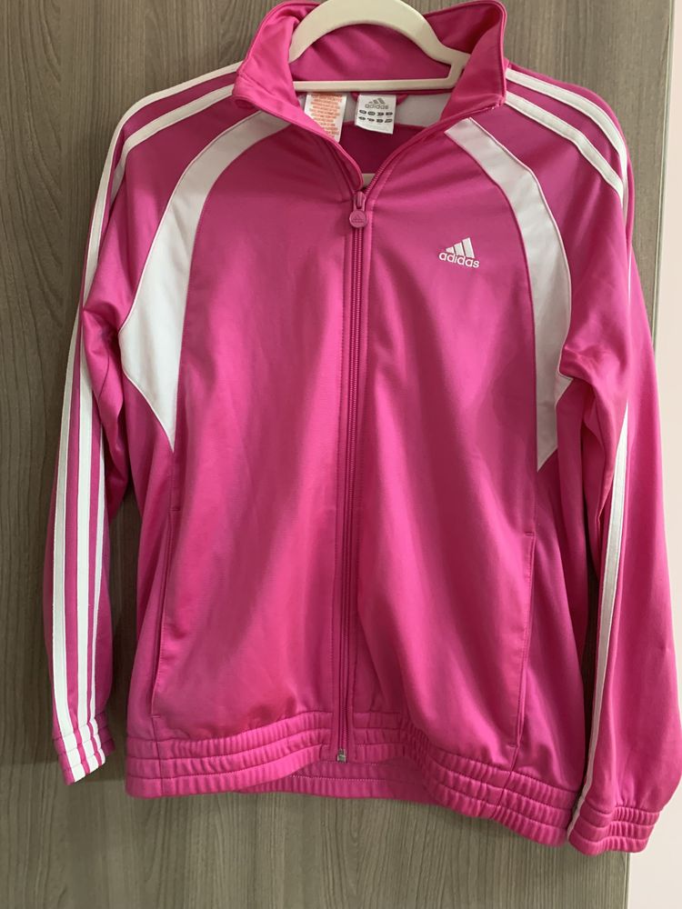 Hanorac adidas original , mărimea S-M, stare impecabila