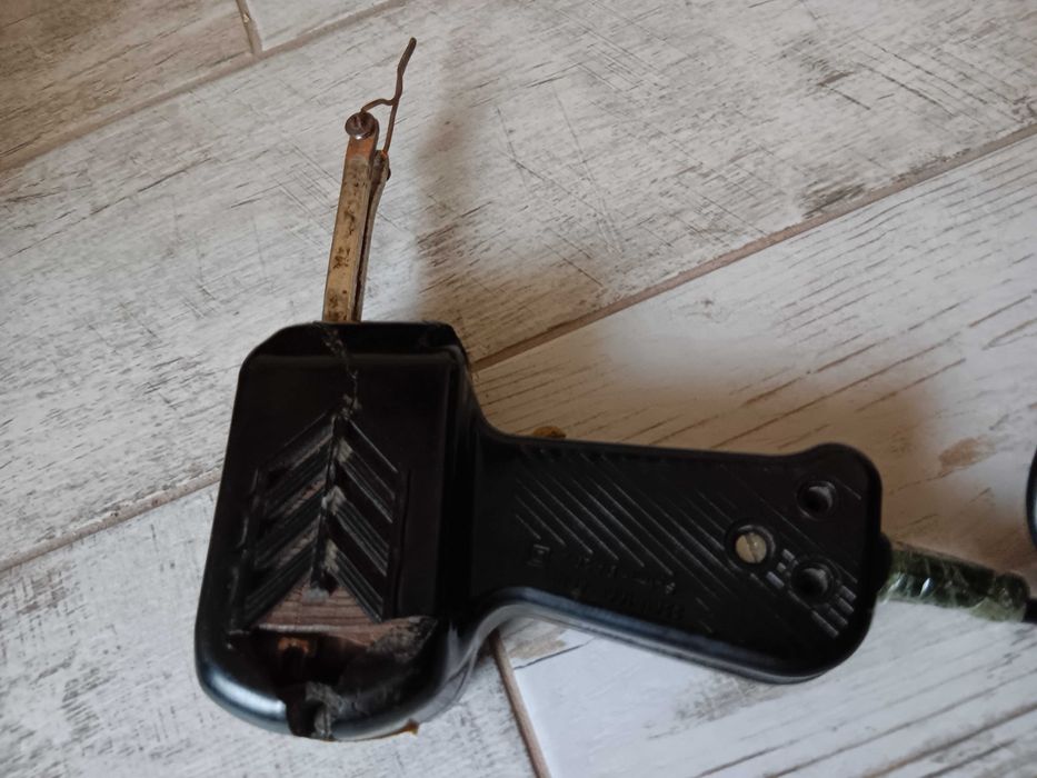 Pistol de lipit, vechi Romanesc, (Functional) perioada comunista RSR