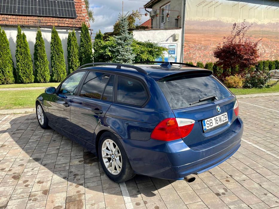 BMW E91 320d automat