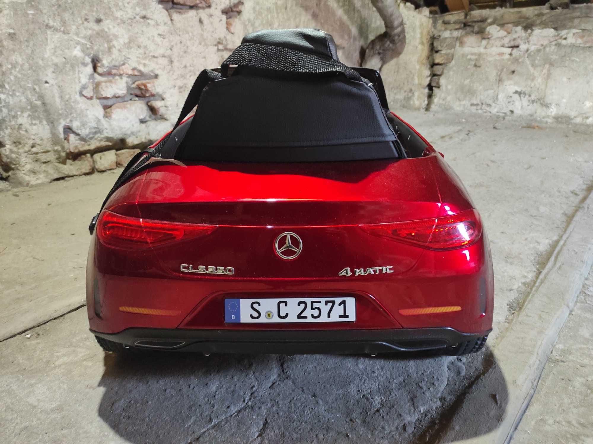 Детска електрическа кола Mercedes Benz CLS 350, червена, карана 5 пъти