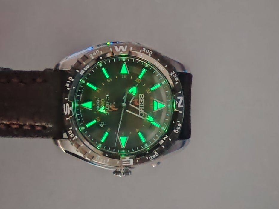 Ceas Seiko Kinetic GMT 100M – original, în stare foarte bună