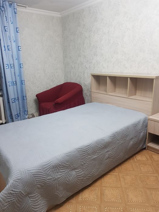 Кровать для спальни