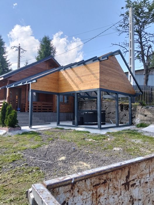 Case pe structura din lemn, căsuțe, cabane, terase pergole foișoare