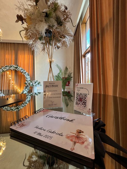 Manechine pentru mire si mireasa/cabina foto/fum greu