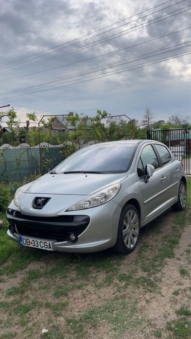 Peugeot 207 1.6 THP an 2008