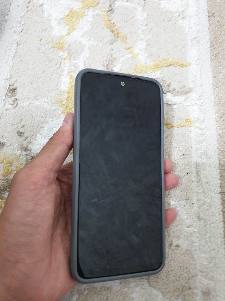 Redmi note 11 sotiladi ideal.