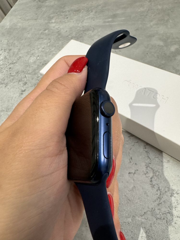 Продается apple watch 6