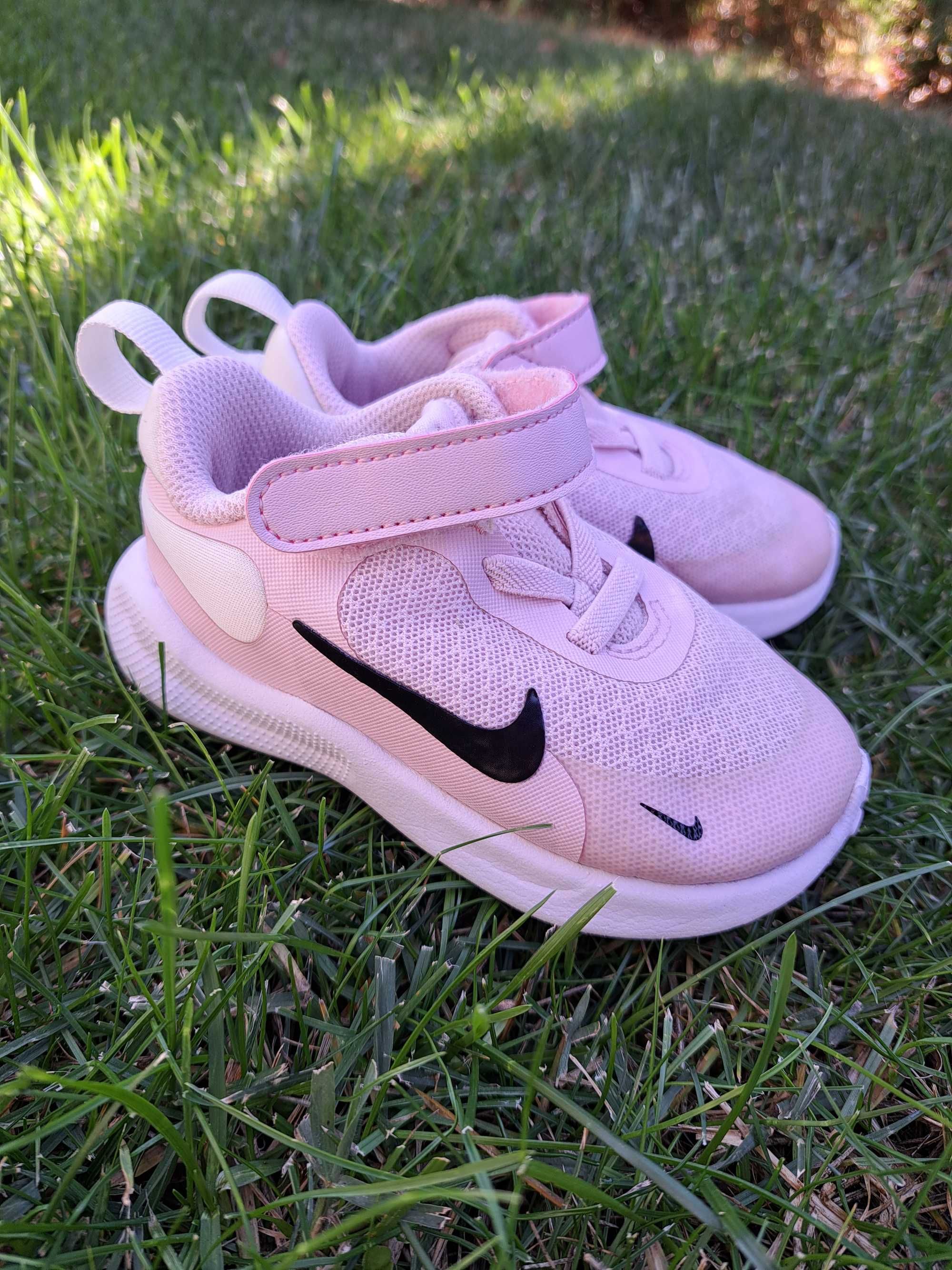 Nike air max, nike revolution 7, Колев и Колев 21, 22 номер