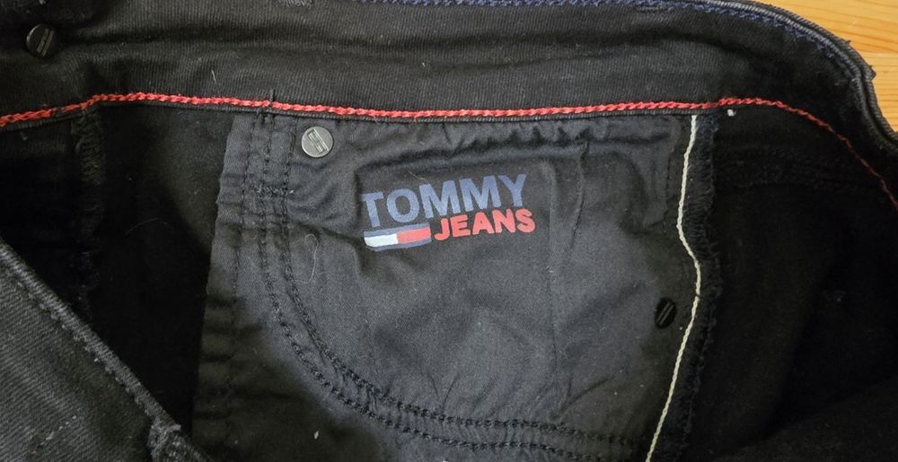 Нови. Дамски оригинални дънки.  TOMMY JEANS SOPHIE LR SKINNY