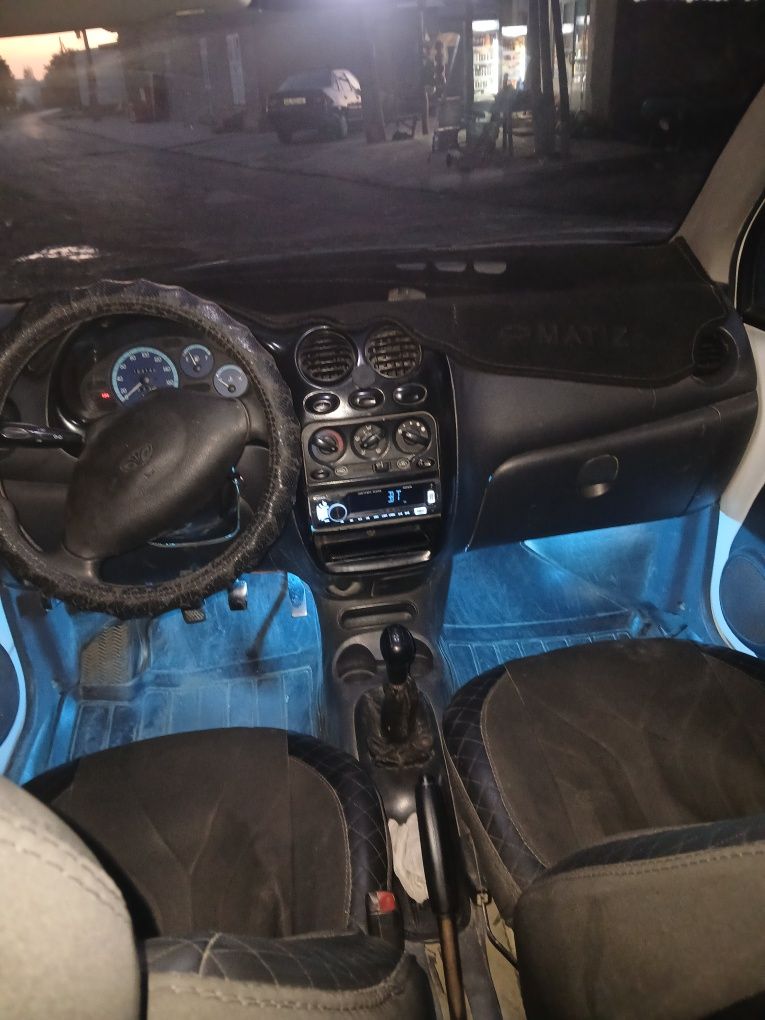 Matiz sotiladi daewoo