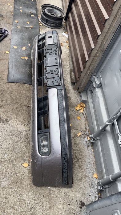 Передний бампер БМВ Е39