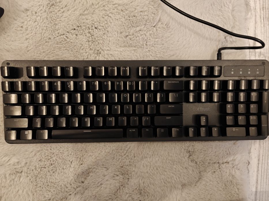 Tastatura Gaming Mecanica Trust GXT 863 Mazz