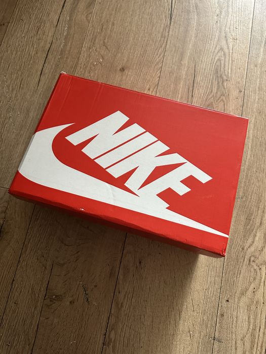 Vand nike uptempo noi