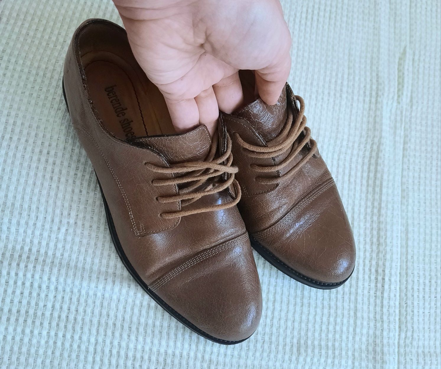 Pantofi cu siret piele 36