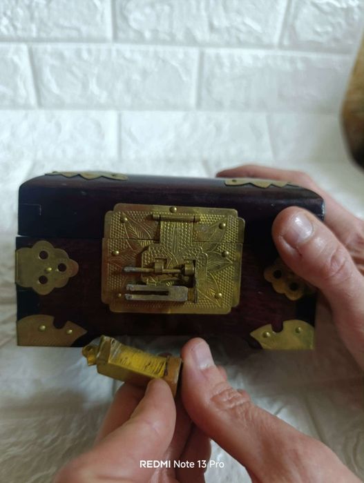 Старинно ковчеже за бижута