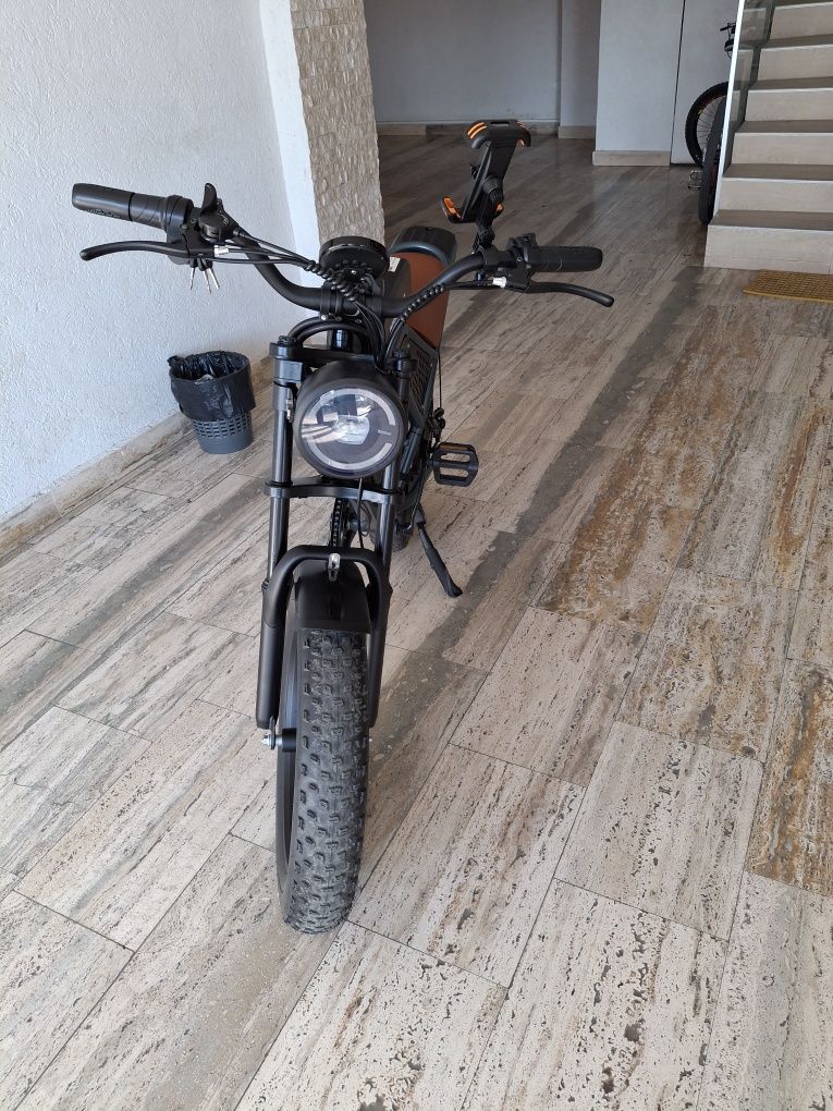 Vand bicicleta electrica motor 3000 w baterie 48v cu 60ah roti 20 inch