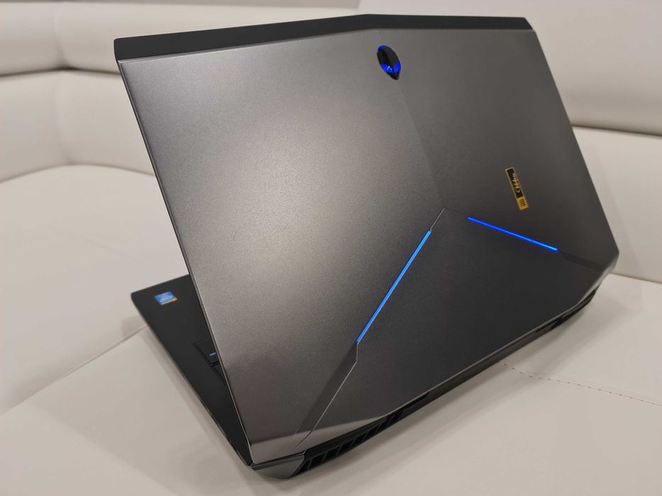 laptop gaming alienware ,intel core i7- ,video nvidia , 17,3", defect