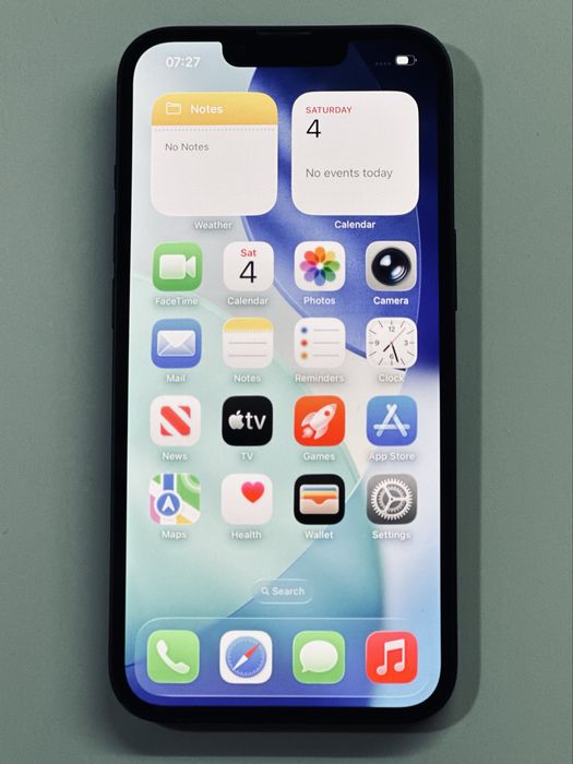 iPhone 13 Black 95% battery