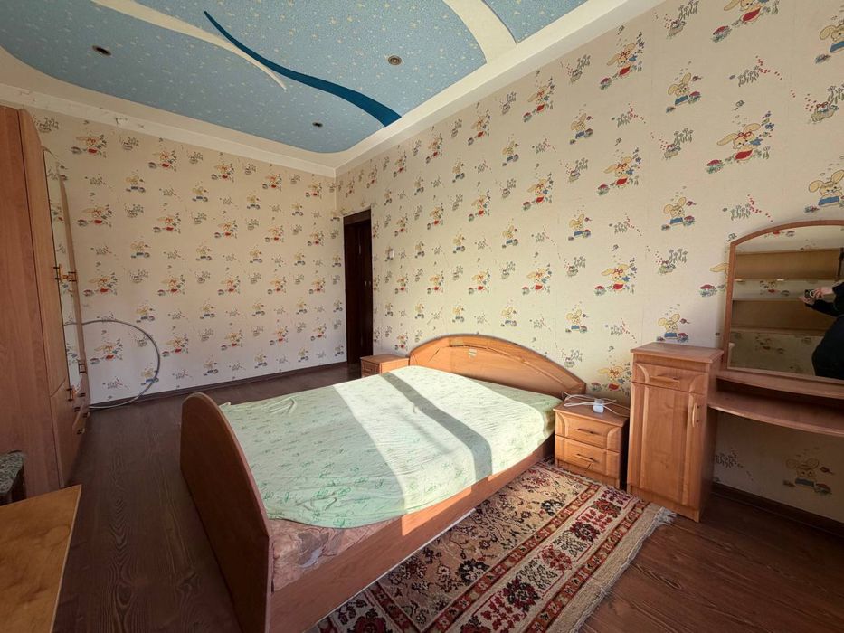 Своя 3/4/4 Буюк Ипак Йюли, Буз базар, банковский дом 115м2 кирпичный