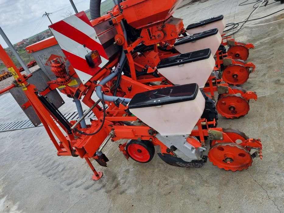 Semanatoare Porumb PL Junior 4 sire