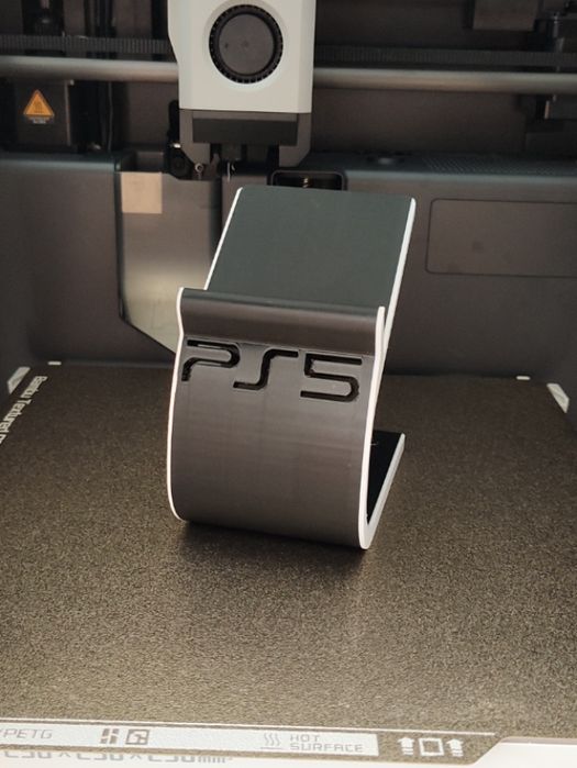 Suport controller PS5 printat 3D