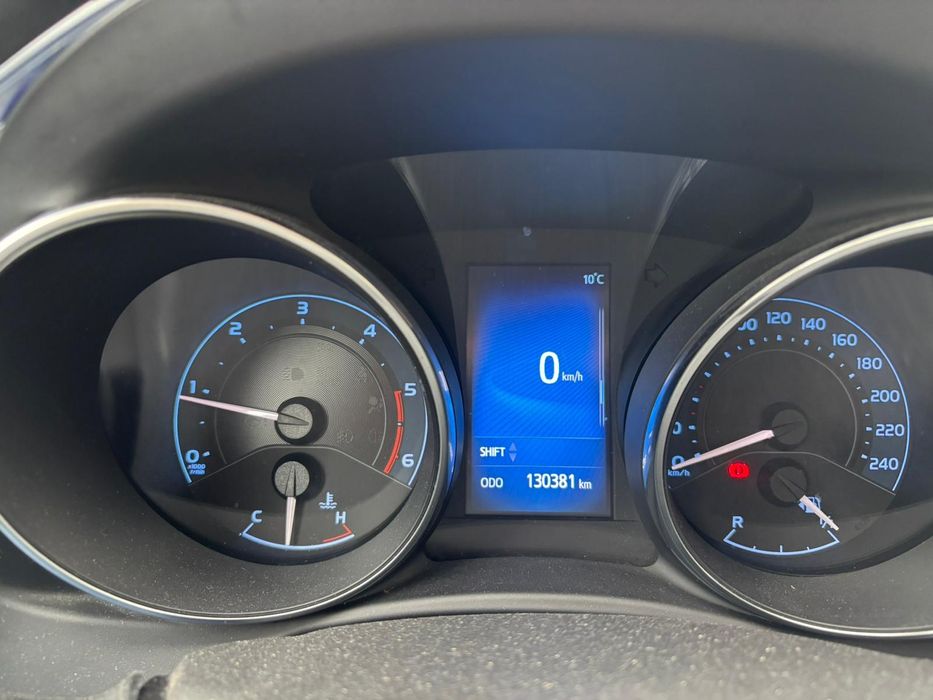 Toyota Auris  1.6 diesel, Euro 6 ,prima înmatriculare feb.2016