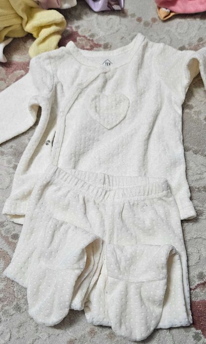 Hainute bebe fata