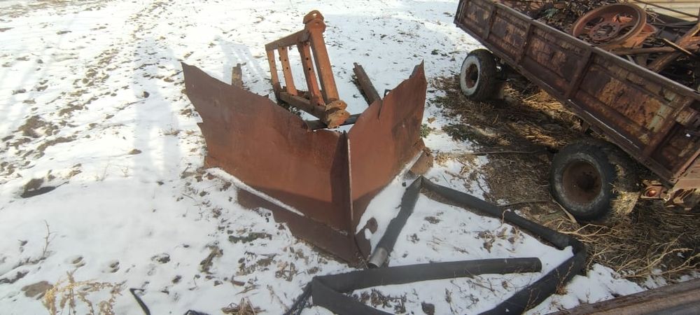 Продам клин на дт 75