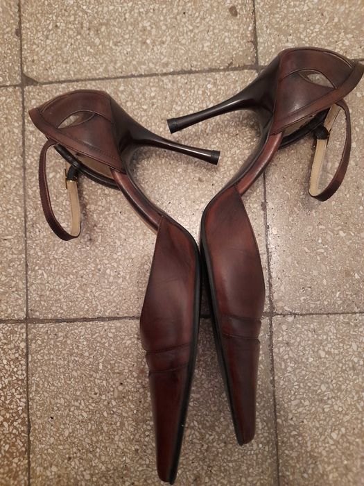 Vand pantofi dama din piele