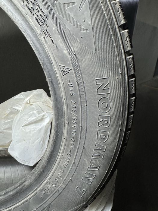 Зимние шины Nokian Nordman 7 205/65 R16 99T с шипами