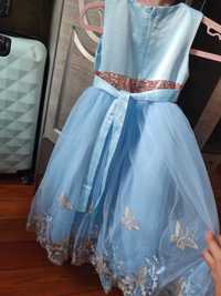 Детское платье голубое