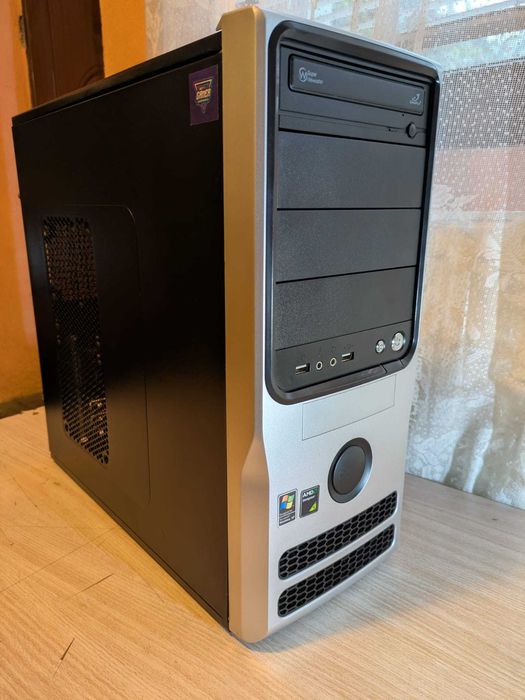 PC retro gaming Windows XP, AMD Sempron, geForce GT 520, dezm