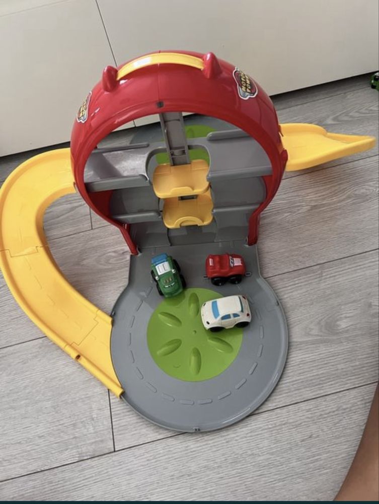 Set de joaca primul meu garaj Motor Town