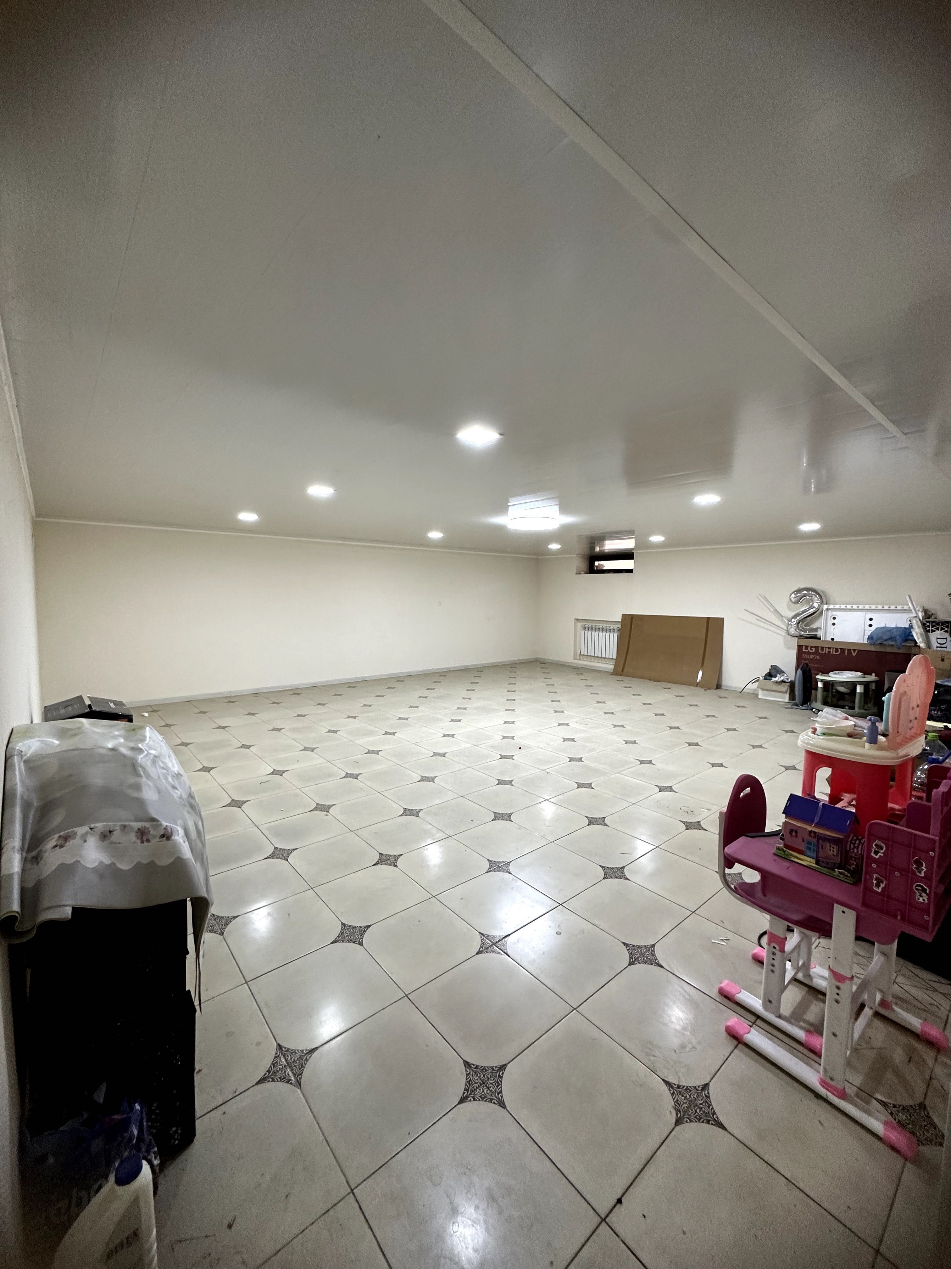 Продается таунхаус 216 м², 5 комнат, район Мотрид, Самарканд