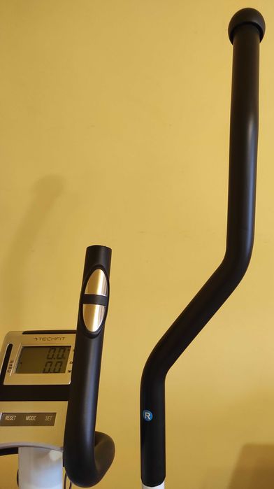 Bicicleta eliptica Techfit E490, greutate maxima utilizator 110 kg