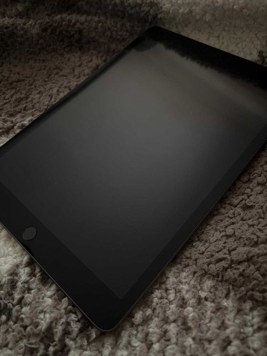 APPLE iPAD  generatia 9