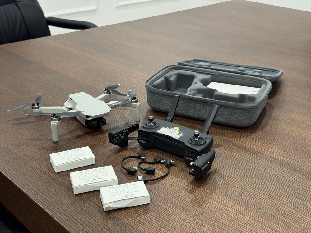 Продается дрон Dji mavic mini