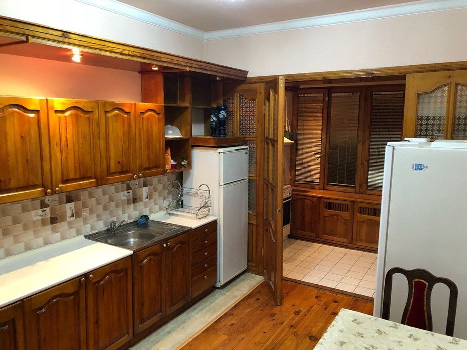 3/1/4  Яккасарой  Ракат махалля  140 м2