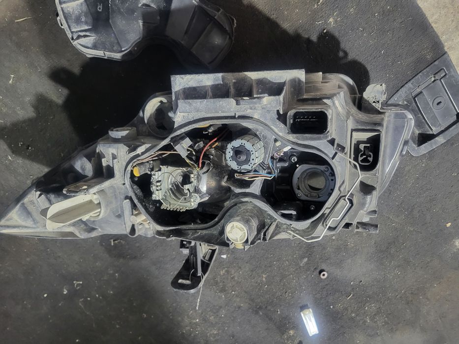 Десен фар ксенан за BMW E87 2008г