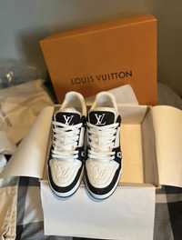 Louis Vuitton trainers black
