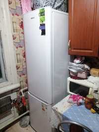 Срочно продам холодильник.
