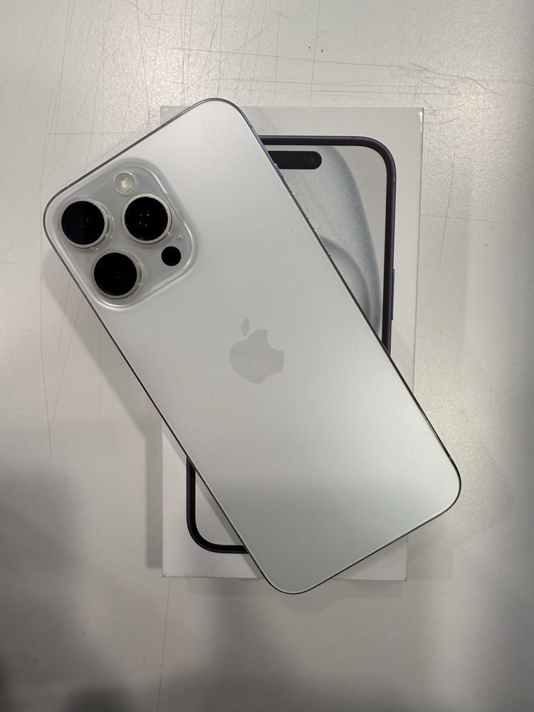 Iphone 15 pro max 256GB
