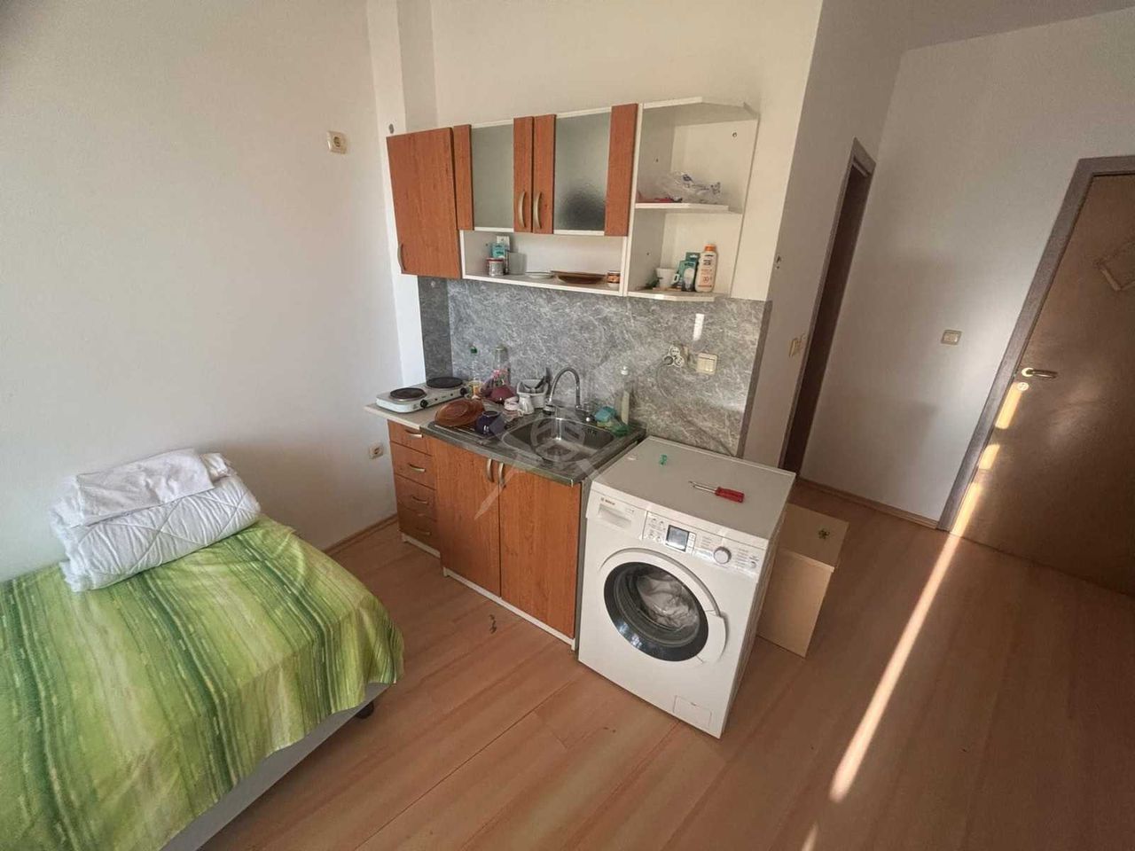 Продава се Едностаен апартамент в к.к. Слънчев бряг - 32 кв.м за 985 €/кв.м - Снимка #2